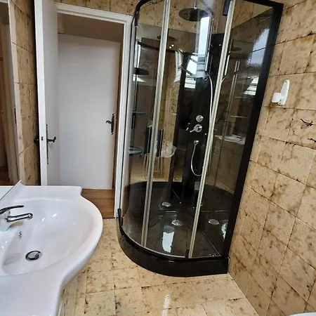 L'oasienne * Lissac et Mouret